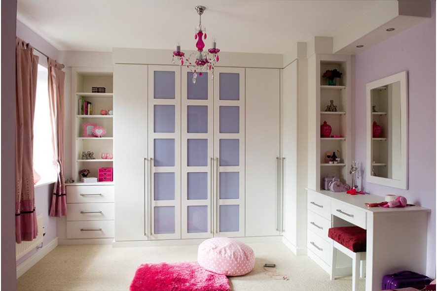  Pink Bedroom
